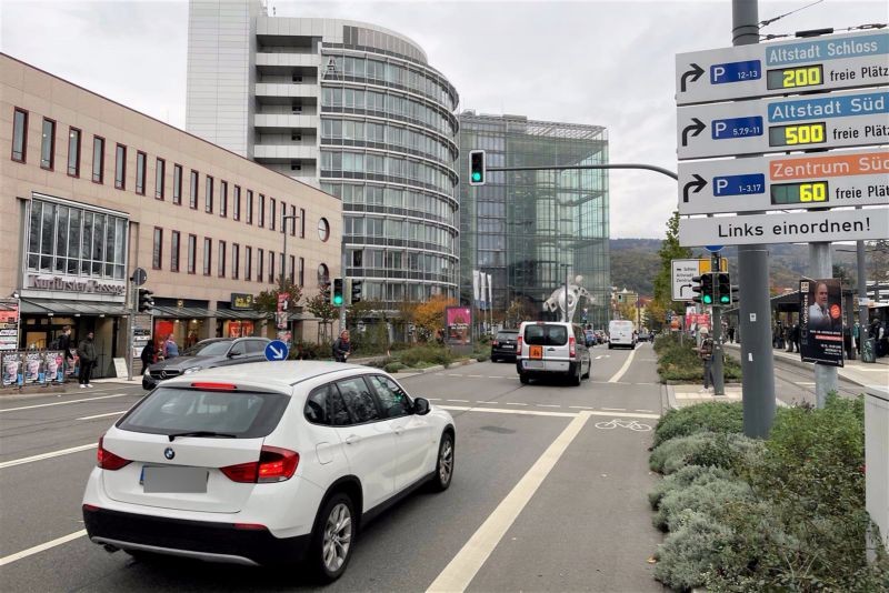 Kurfürsten-Anlage  62 geg. Hbf/Mittelstreifen, WS