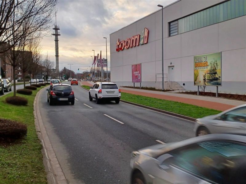 Korschenbroicher Str./Reyerhütterstr./mi.