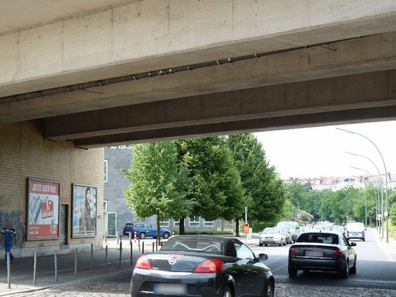 Friedr.-Krause-Ufer, DB-Brücke, Ri. Fennstr.