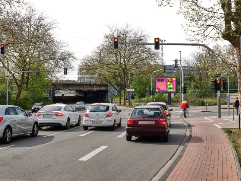 Koloniestr./Neue Fruchtstr. 16