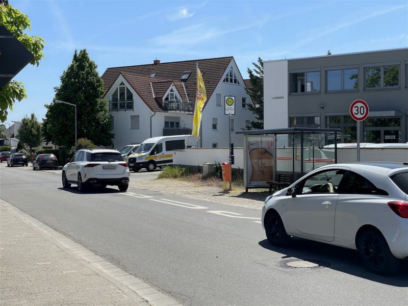 Doktor-Illert-Str.  51/Eichendorffstr./innen