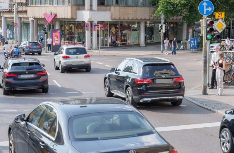 Charlottenstr. 11/Olgastr.