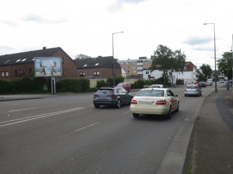 Kölner Str. 208                      -Westhoven-