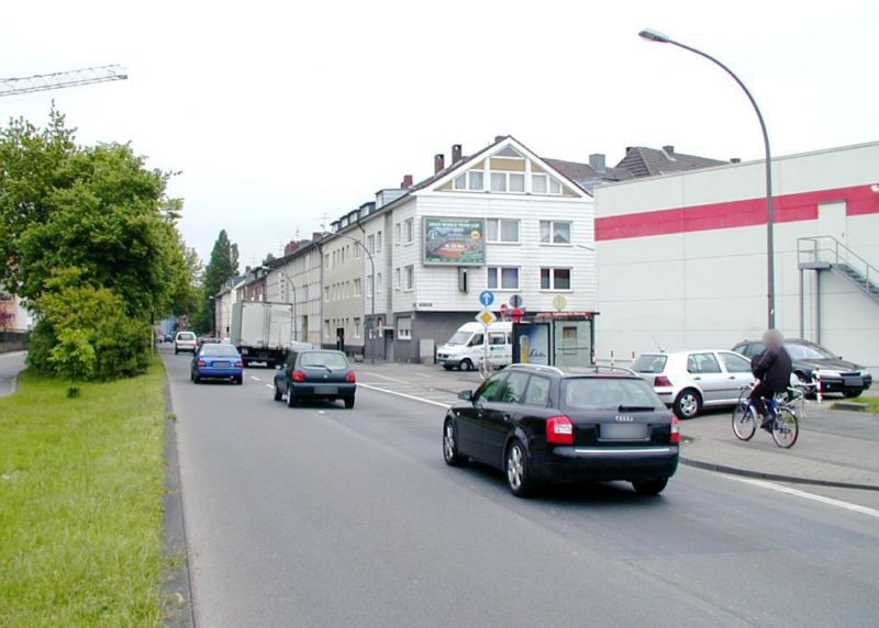 Äußere Kanalstr.   6/Franz-Liszt-Str.