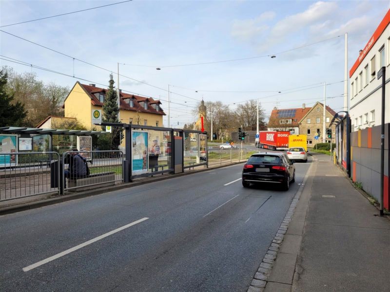 Reuterstr.  22 nach DB Brücke sew./außen re.