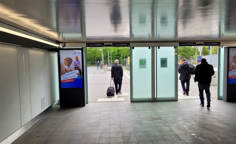 Hbf, Ausgang Süd, links