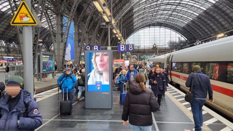 Frankfurt Hbf,Bstg.8/9,B,Feld12,WirkRi.Bstg.ende