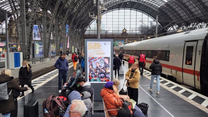 Hbf, Bstg.8/9, Abs.A,Feld 8,Wirkri. Bstg.ende