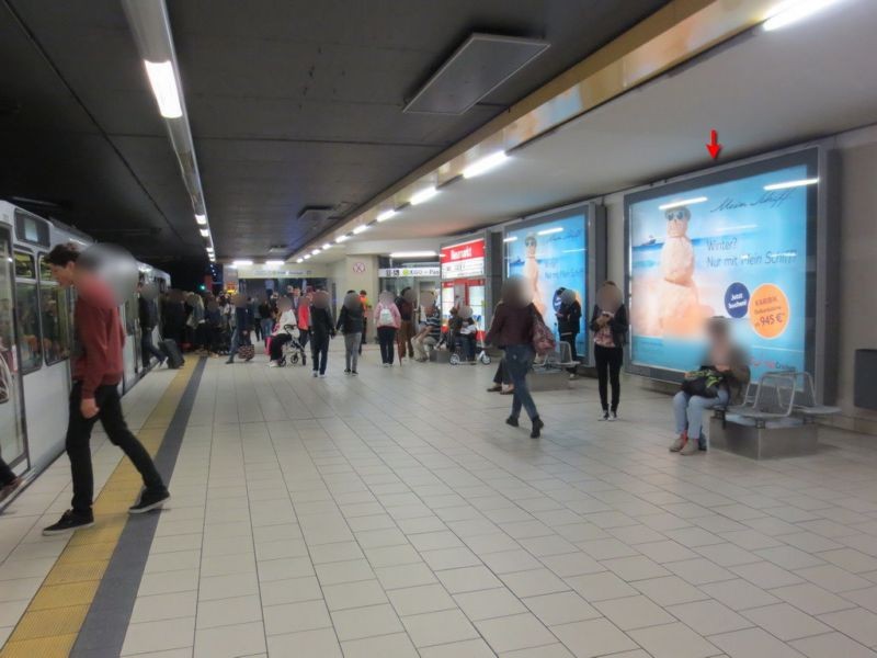 U-Bf Neumarkt, Bstg.(SG07), Gleis 1, 3. Sto.
