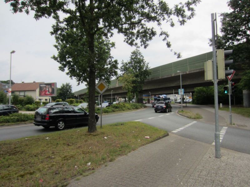 Hundsmühler Str./RS Haupstr. 85/We.li.
