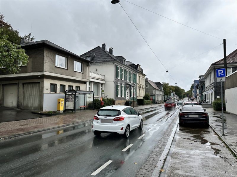 Hauptstr.  12/We.li.