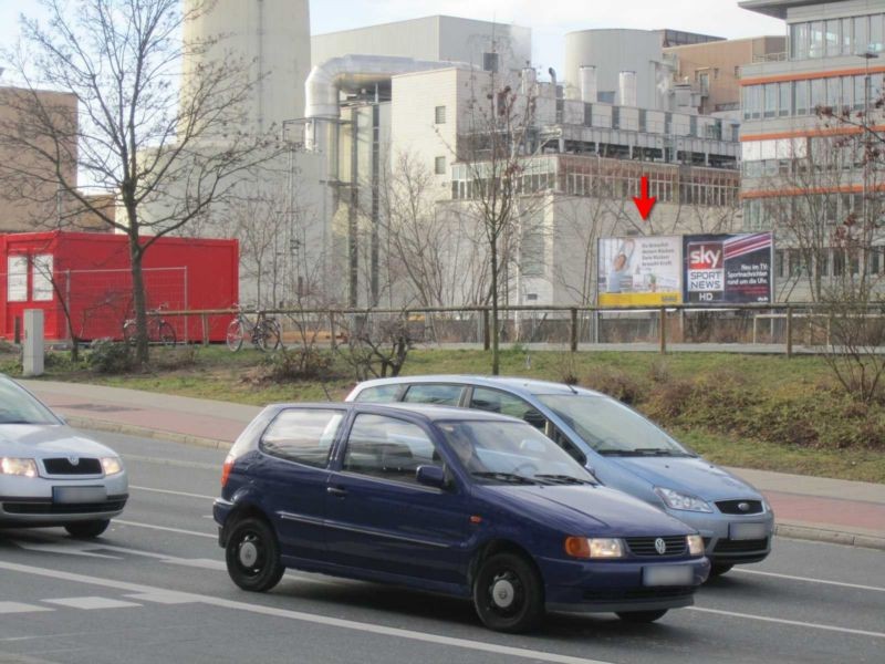Güterbahnhofstr. PP re. Nh. Güterhallenstr.