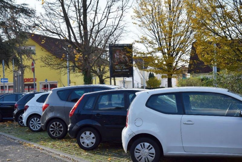 Kunzendorfer Str./Einf. PP Kreisverkehr/We.li.