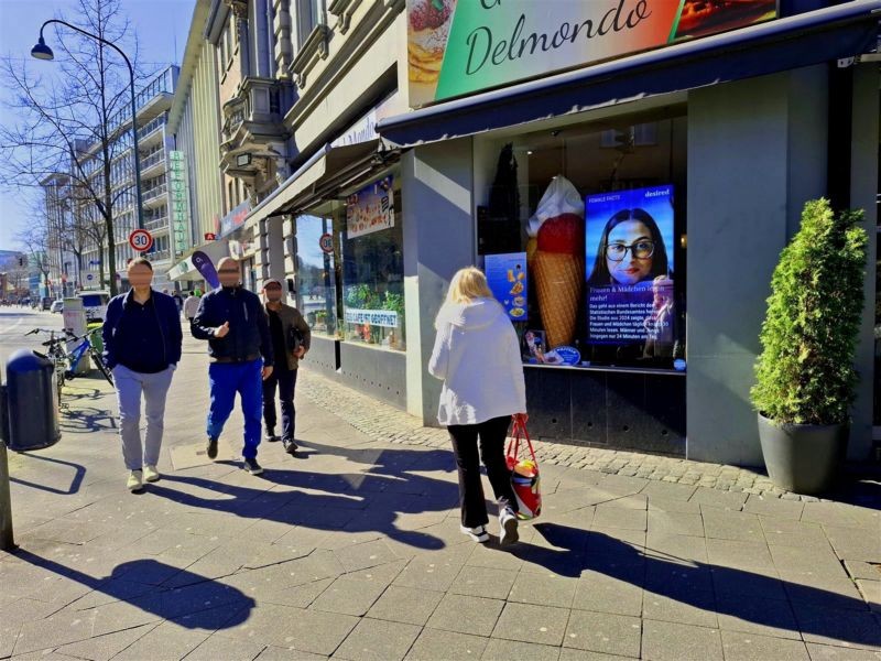 Peterstr. 13/Komphausbadstr./re.