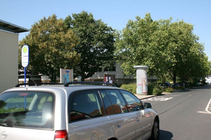 Waldstr. geg. 105/Schule