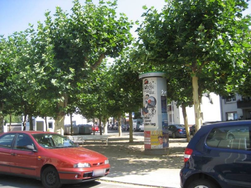 Friedrich-Ebert-Platz/Karlstr.