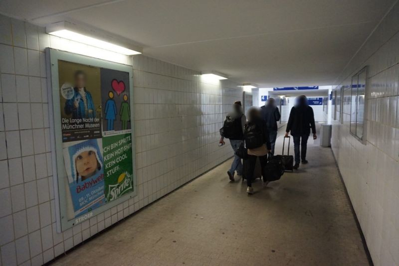 S-Bf Moosach, Bstg.-Ufg., Zug. Gleis 3/4, 2. Sto.