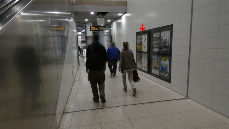 S-Bf Jungfernstieg, Durchg. z. U-Bahn re., 1. Sto.