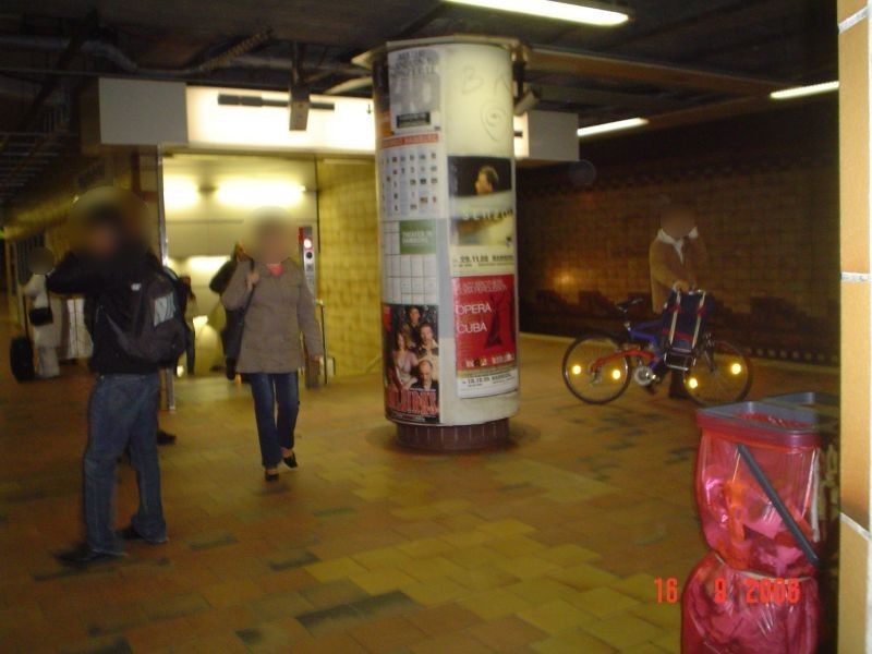 Hbf, Bstg., Gl. 1/2, 2. Sto., RS