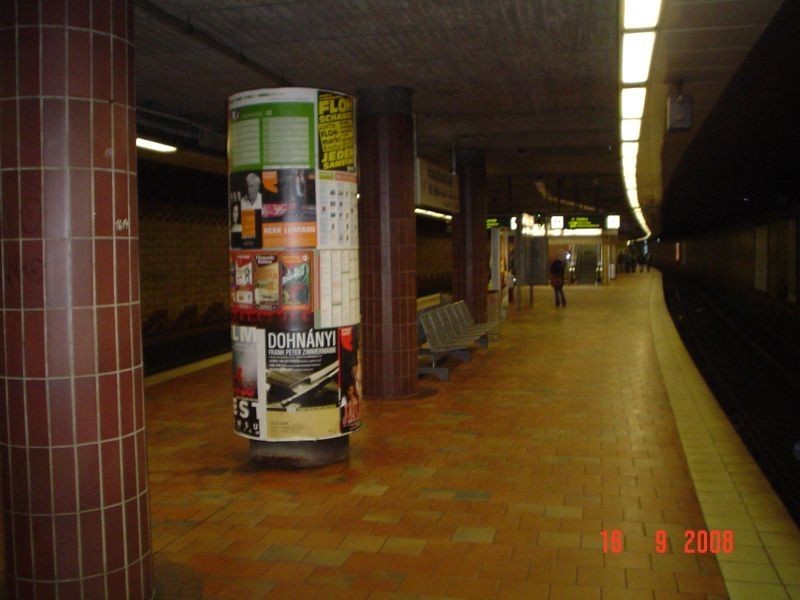 Hbf, Bstg., Gl. 1/2, 1. Sto., VS