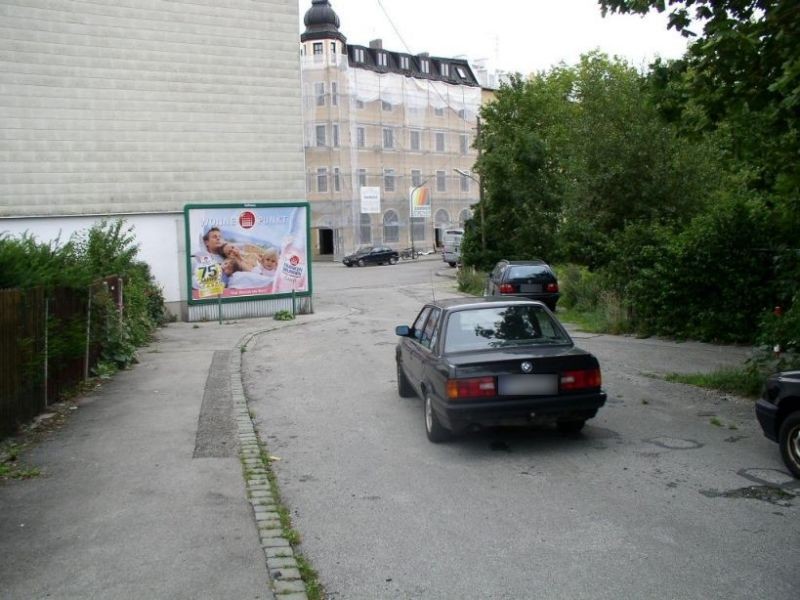 Leipartstr.  30/Neuhofener Platz