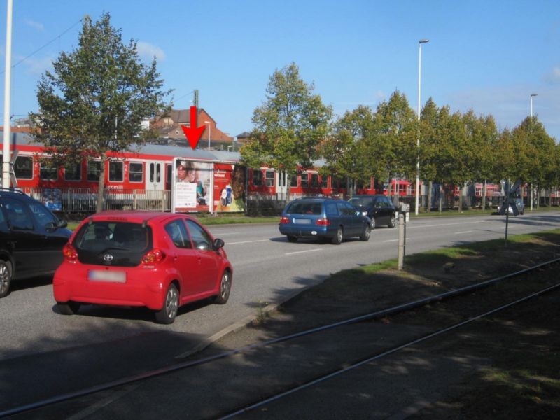 Bahnhofstr. Nh. Adolf-Westphal-Str., 2. Sto. li.