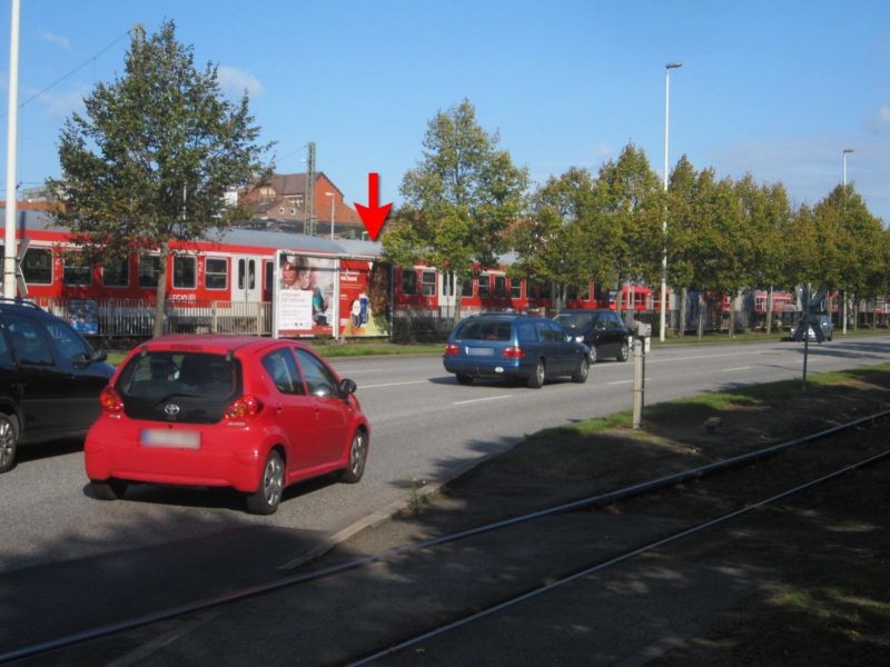 Bahnhofstr. Nh. Adolf-Westphal-Str., 2. Sto. re.