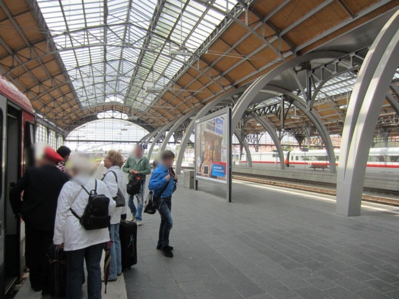 Hbf, Bstg., Gl. 1/2, Seite Gl. 1