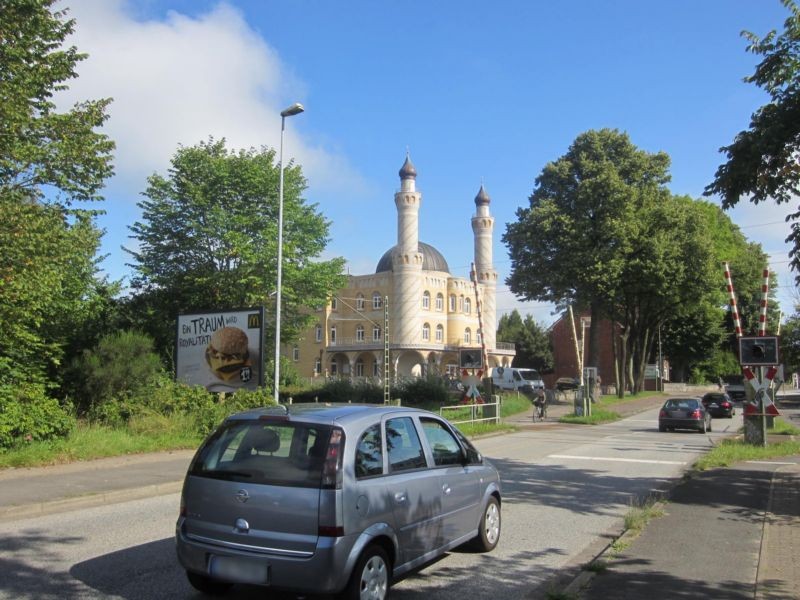 Eckernförder Str. saw. Nh. Hollerstr.