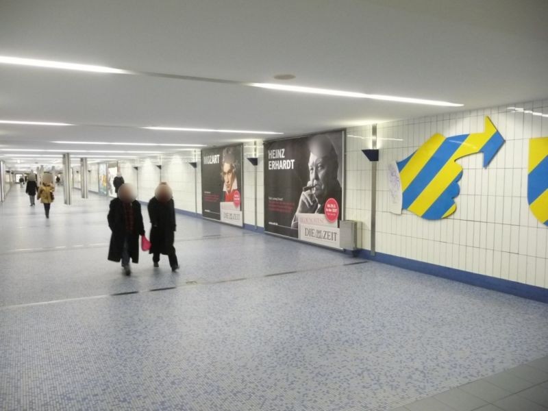 U-Bf Jungfernstieg Tunnel von U1-U3,  9. Sto.