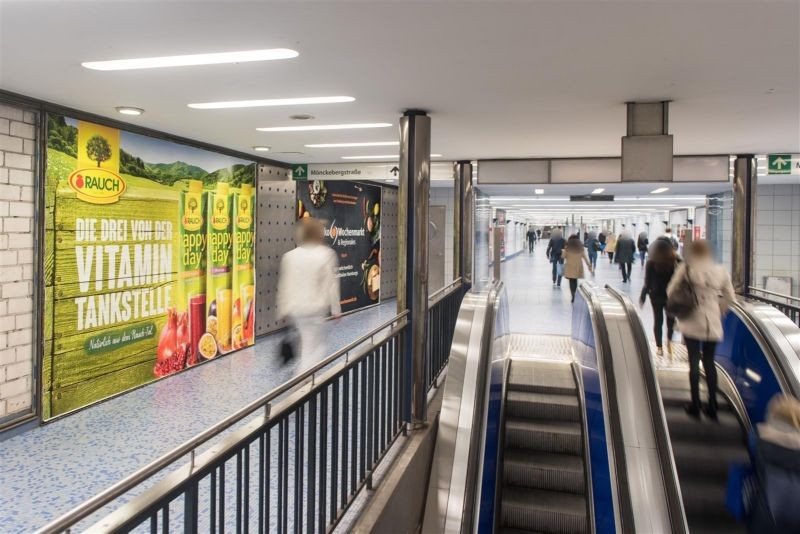 U-Bf Jungfernstieg Tunnel von U1-U3,  1. Sto.