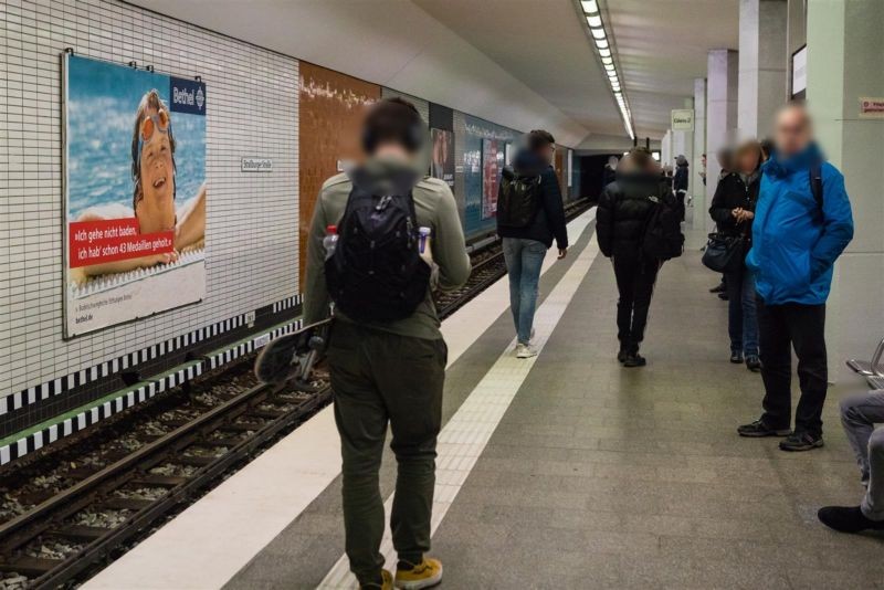U-Bf Straßburger Str. HGL2 Ri. NO 3. Sto.-2846