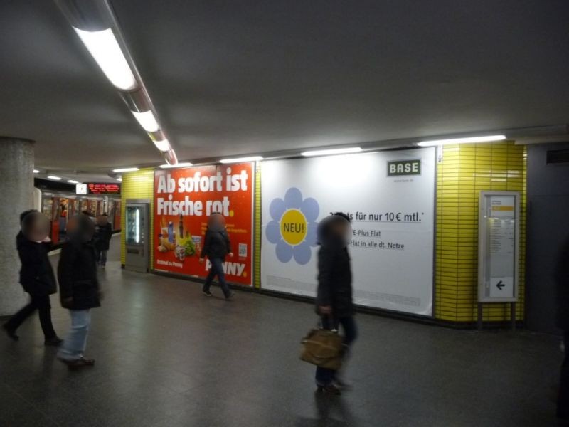 U-Bf Lübecker Str.(U3)Bstg.Gleis 2-2 Sto.
