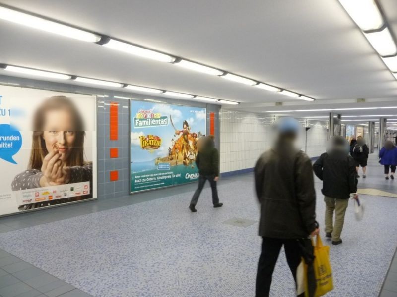 U-Bf Jungfernstieg Tunnel von U3-U1,  4. Sto.