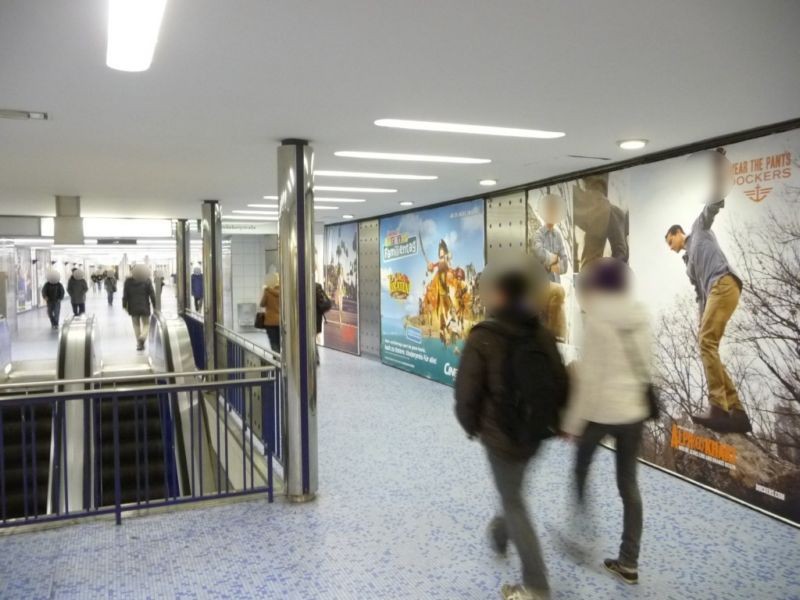 U-Bf Jungfernstieg Tunnel von U3-U1, 10. Sto.
