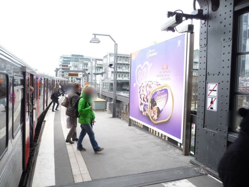 U-Bf Baumwall Gleis 2 mi.