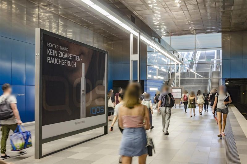 U-Bf Überseequartier Bstg. Gl. 1 Ri Jungfernstieg