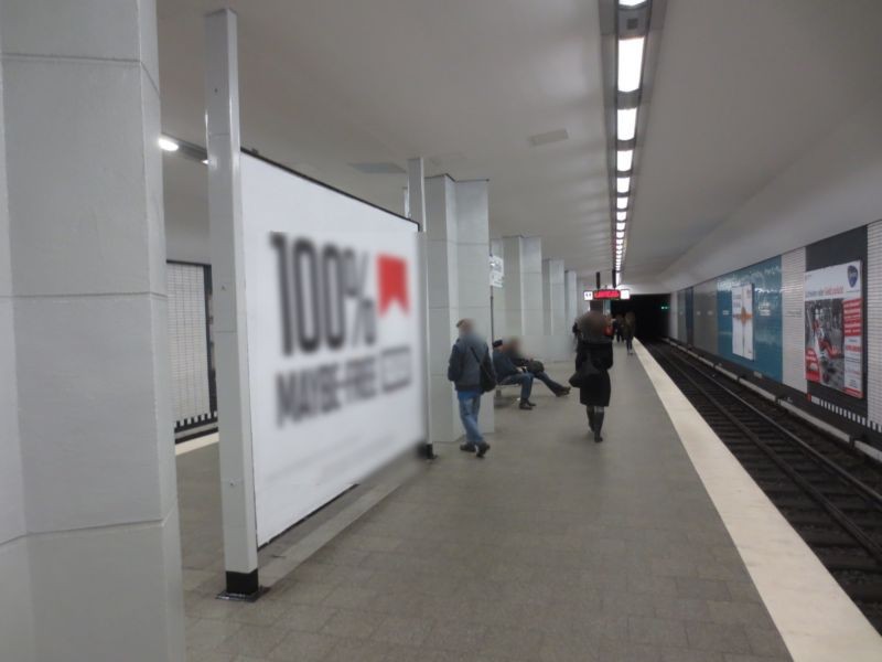 U-Bf Straßburger Str. Bstg. Gl. 1, Ri. AT
