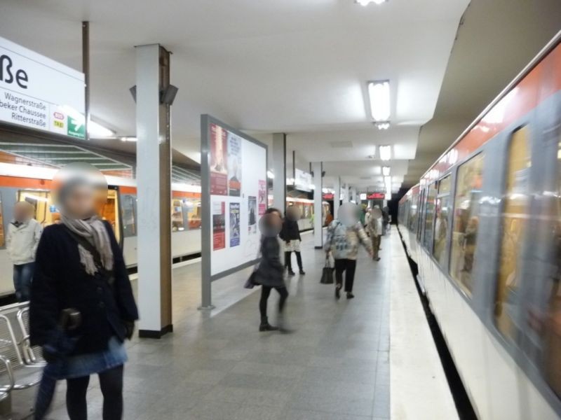 U-Bf Ritterstr.Bstg.Gleis 1