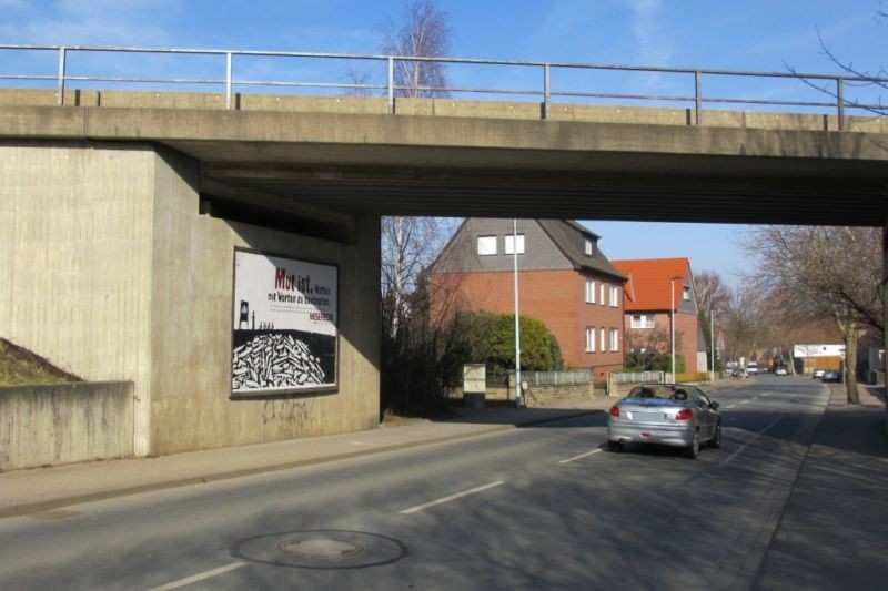 Viehweide  19a li./Ufg.