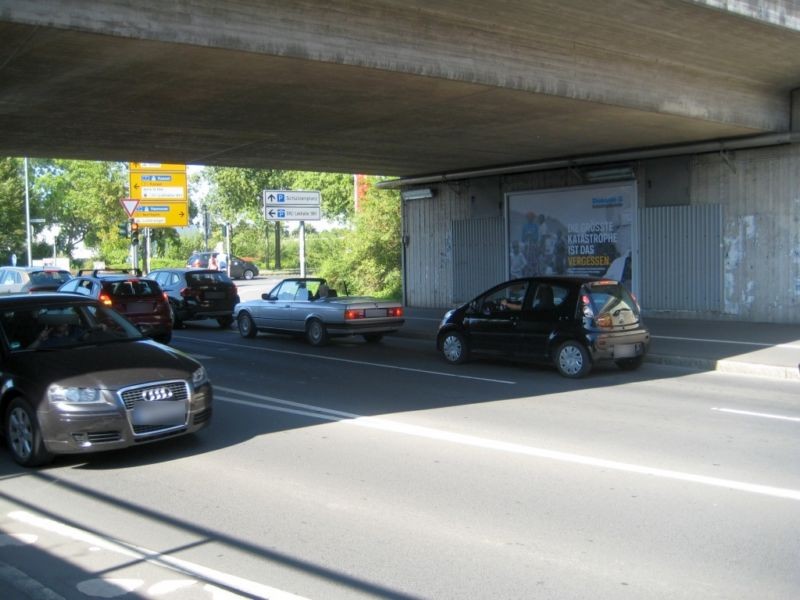 Maschmühlenweg Ri. Hildebrandstr., DB-Br., 1.Sto.
