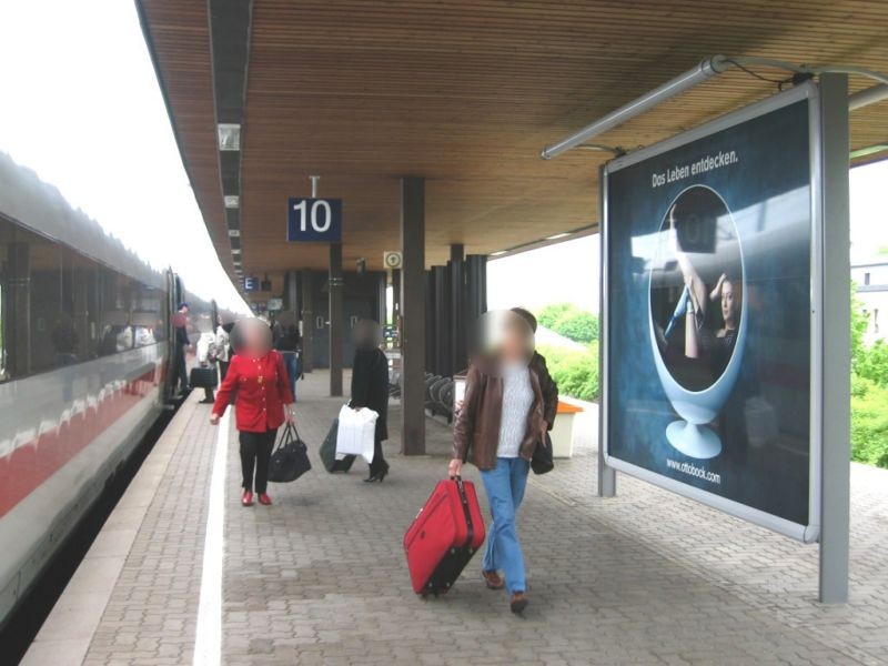 Bf, Bstg., Gleis 10, vor Abschnitt F
