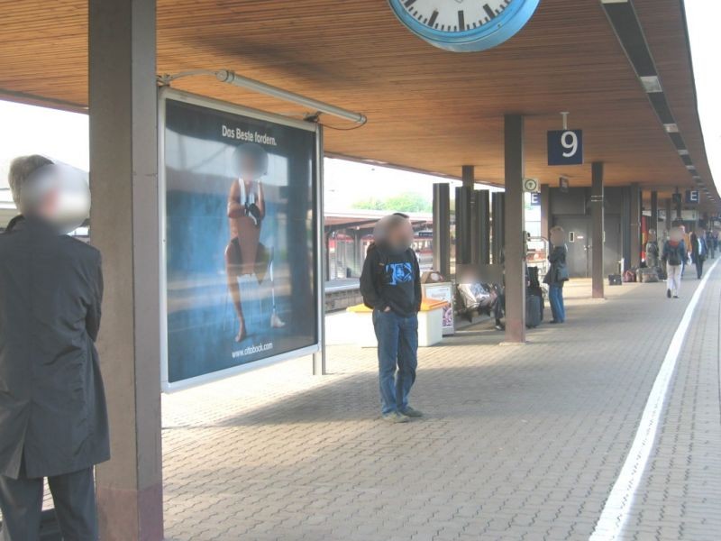 Bf, Bstg., Gleis 9, vor Abschnitt F