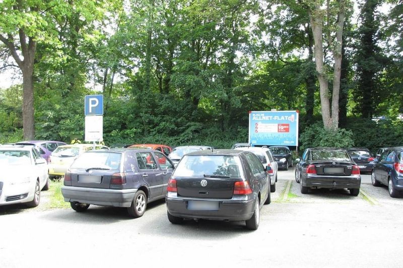 Lügder Str., Nh. Bahnhofstr., Si. PP