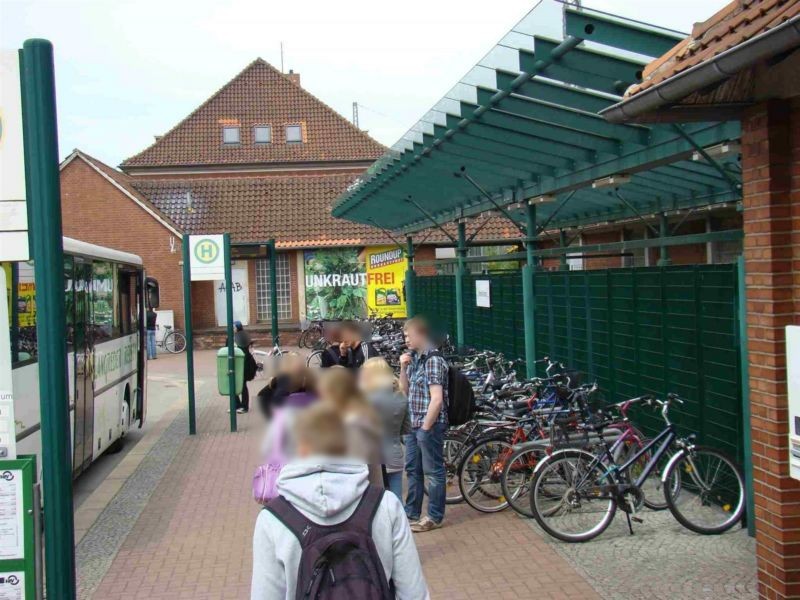 Bf, Voprplatz, Eingangsbreich