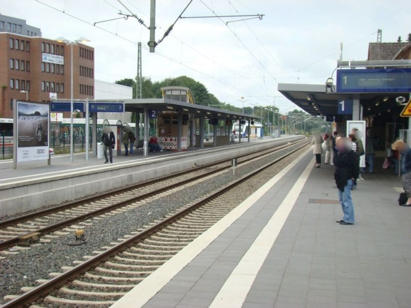 Bf, Bstg., Gleis 2, 3. Sto.