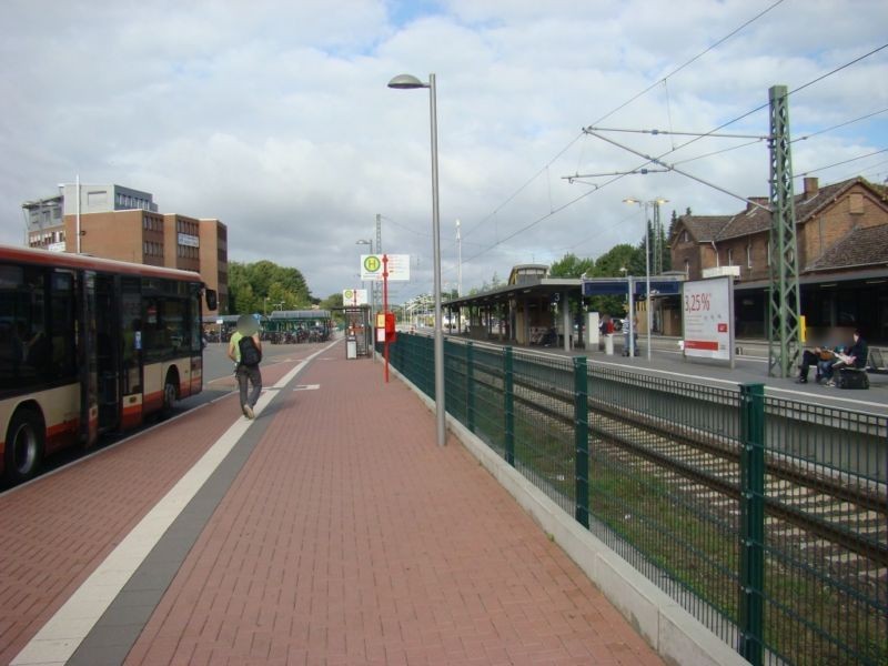 Bf, Bstg., Gleis 3, 2. Sto.