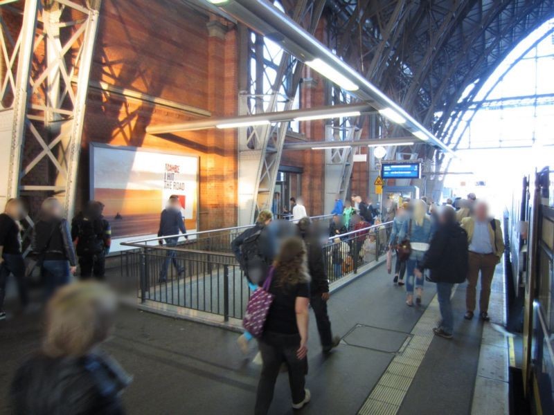 Hbf, Bstg., Gleis 1, 3. Sto.