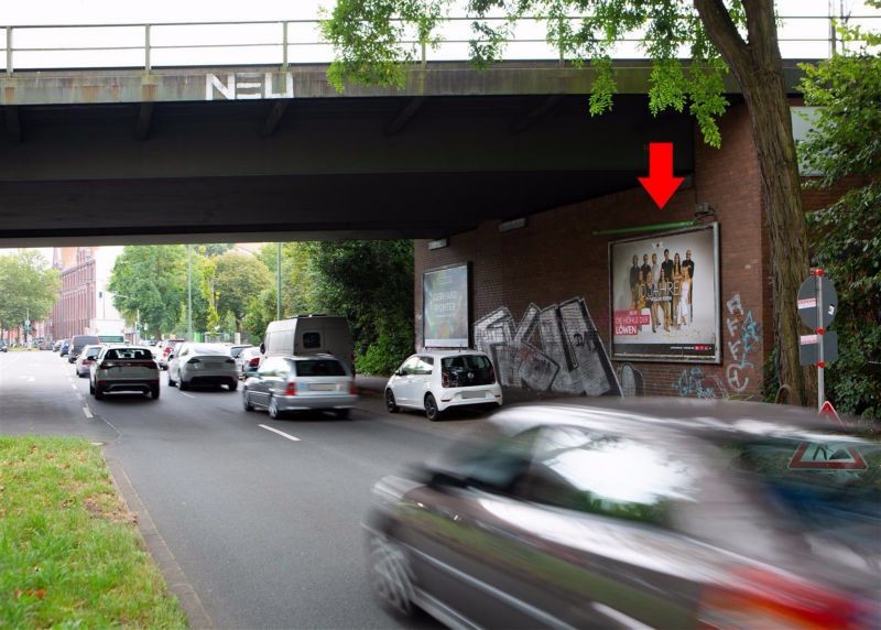 Klein Eller, DB-Br., Ri. Anhalterstr., re. 2.Sto.