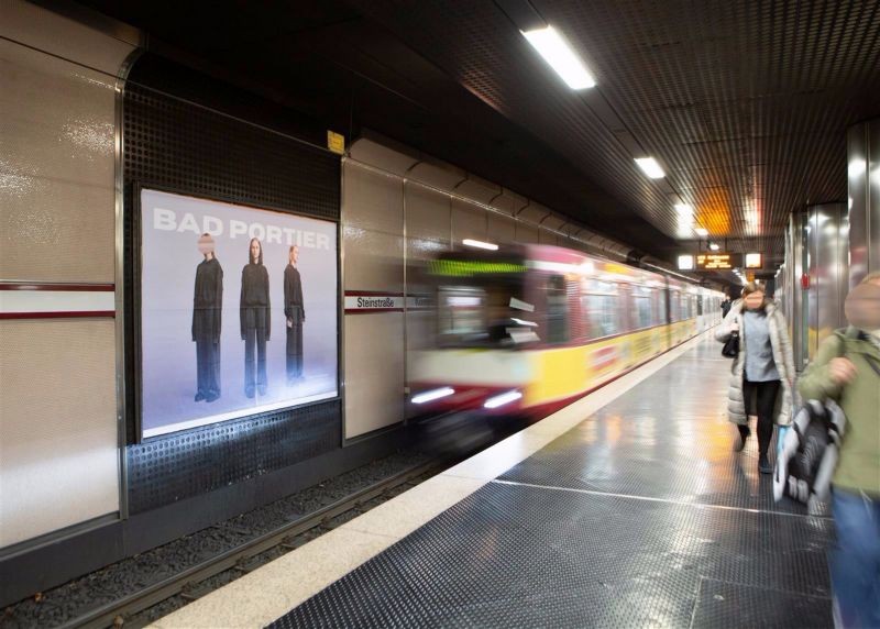 U-Bf Steinstr., HGL 4, Ri. Hbf, 1. Sto.